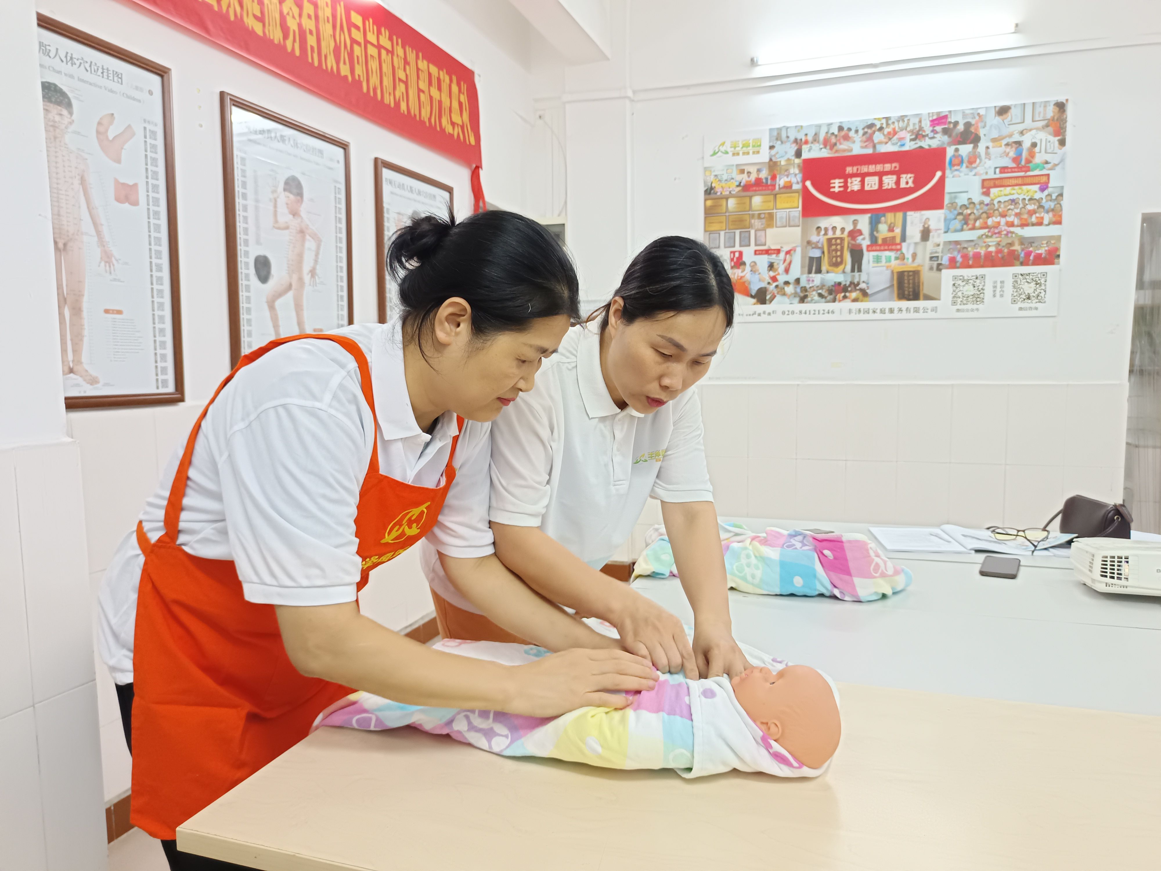 南沙区月嫂服务案例|让月子坐的满盈