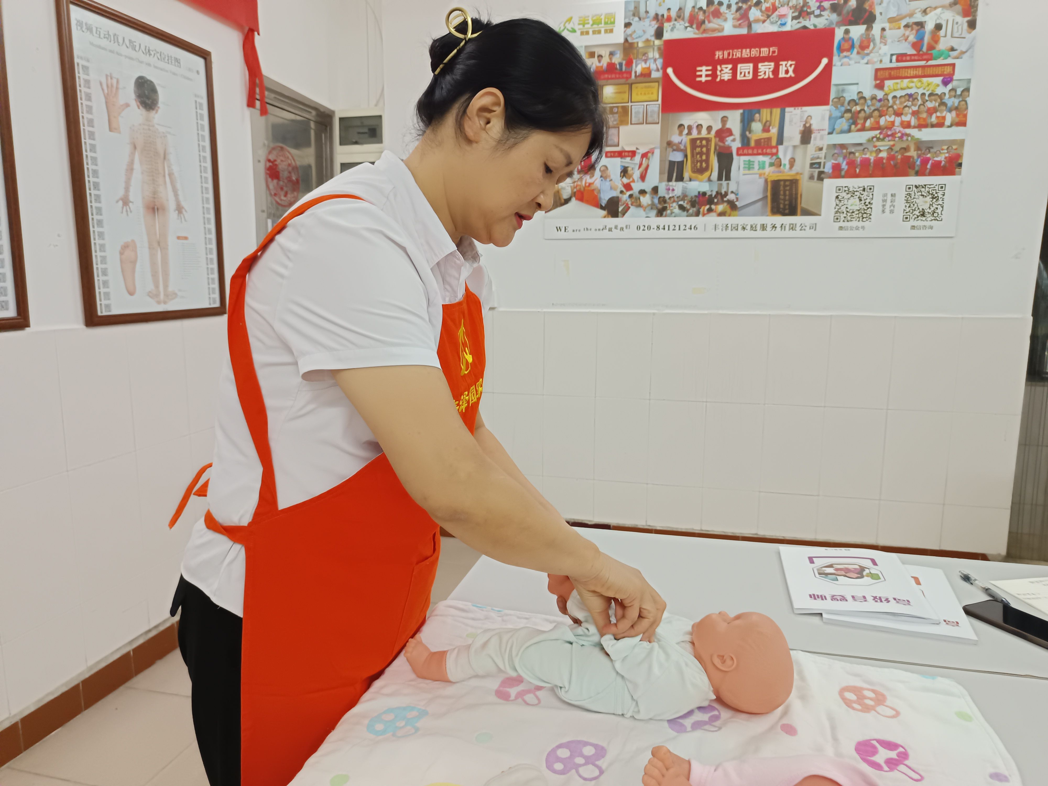 广州市月嫂上乘质量家庭拜访案例